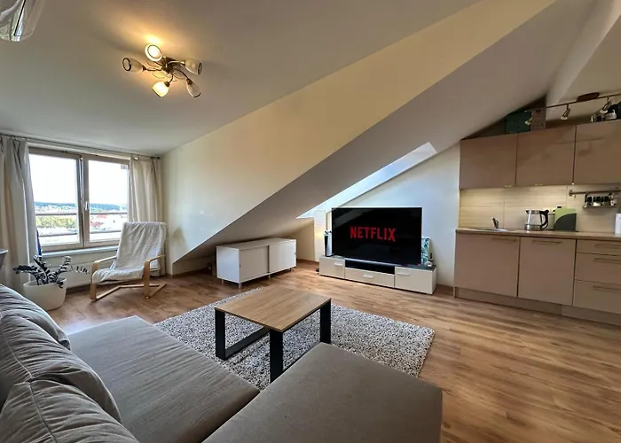 V3 Apartments In The Old Town With View