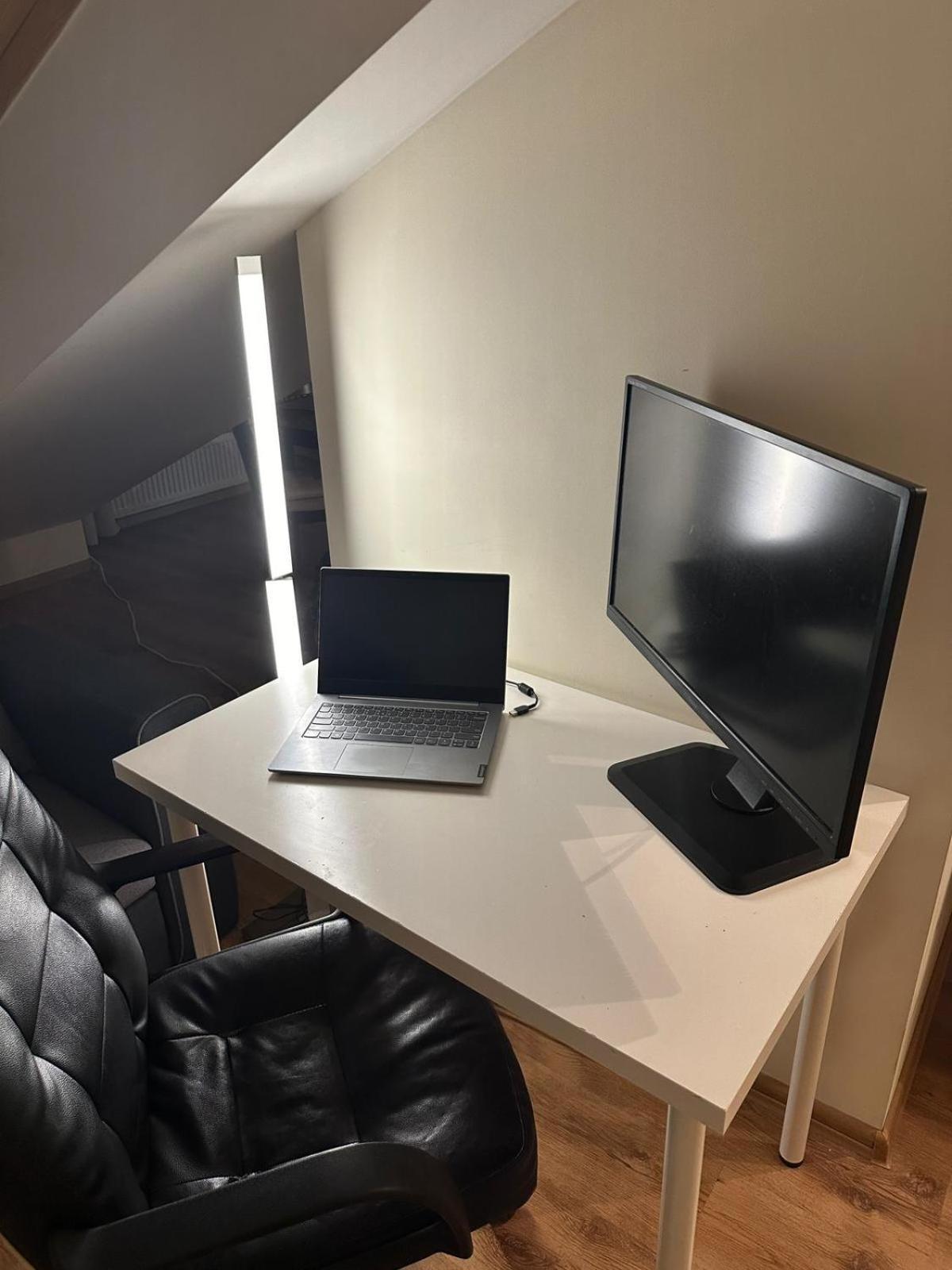 Apartment V3 In The Old Town With View